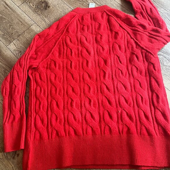 Aerie Red  crewneck sweater  oversized  relaxed  Small cable knit  plush feel - Picture 3 of 6